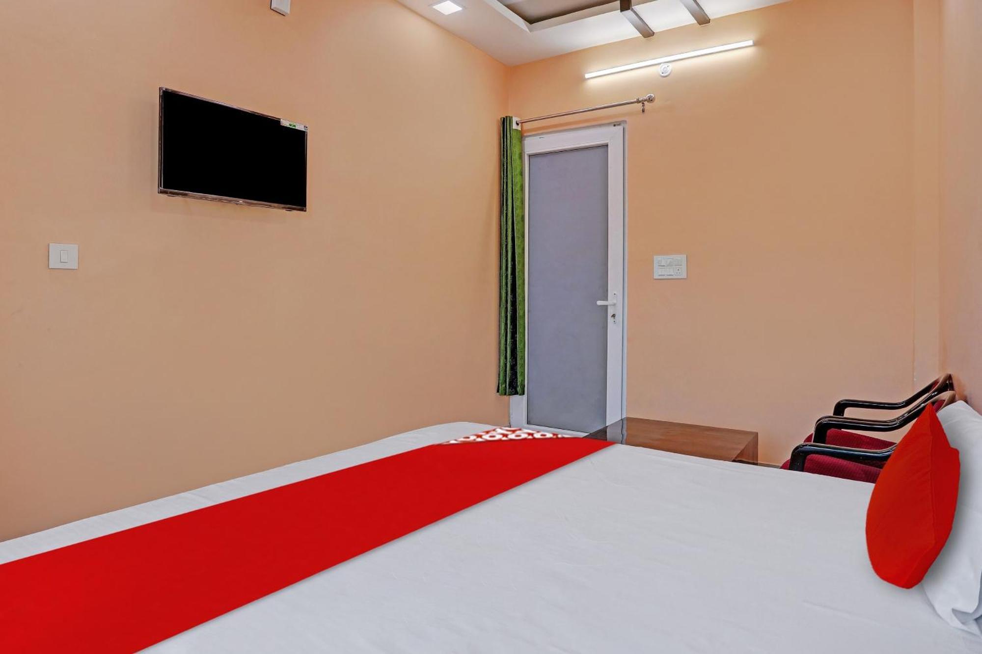 Hotel O Mb Garden & Resorts Лакнау Екстериор снимка